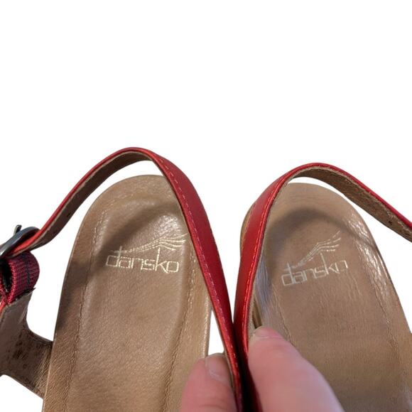 Dansko Red Leather Strappy Sandals Women’s EU 38 (US 7–7.5) Buckle Closure - Picture 3 of 7